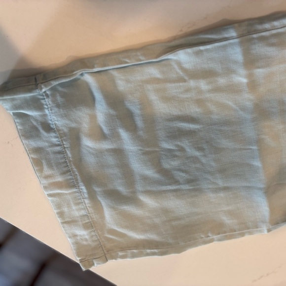 Aeropostale Light Blue High Waisted Light Jeans - Picture 5 of 5